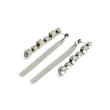 Charger l'image dans la galerie, Boucles d'oreilles FIORA argentées claires