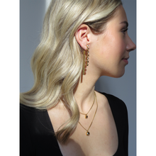 Charger l'image dans la galerie, ISOLDE Earrings Gold & Brown on model