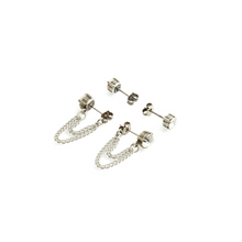 Charger l&#39;image dans la galerie, SOLENE DUO Stud Earrings Silver &amp; Clear
